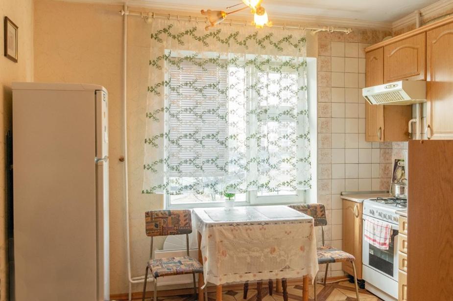 Квартира По Адресу Приозерная 8 Б Оболонь キエフ エクステリア 写真